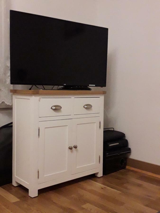 Vintage Double Bedroom Victoria 1 Данфермлін Екстер'єр фото